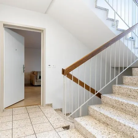 Ground Floor - Peaceful Living In The Of Apartment