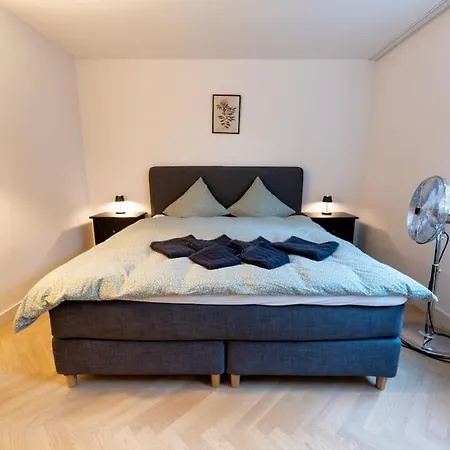 Ground Floor - Peaceful Living In The Of Lägenhet Zürich